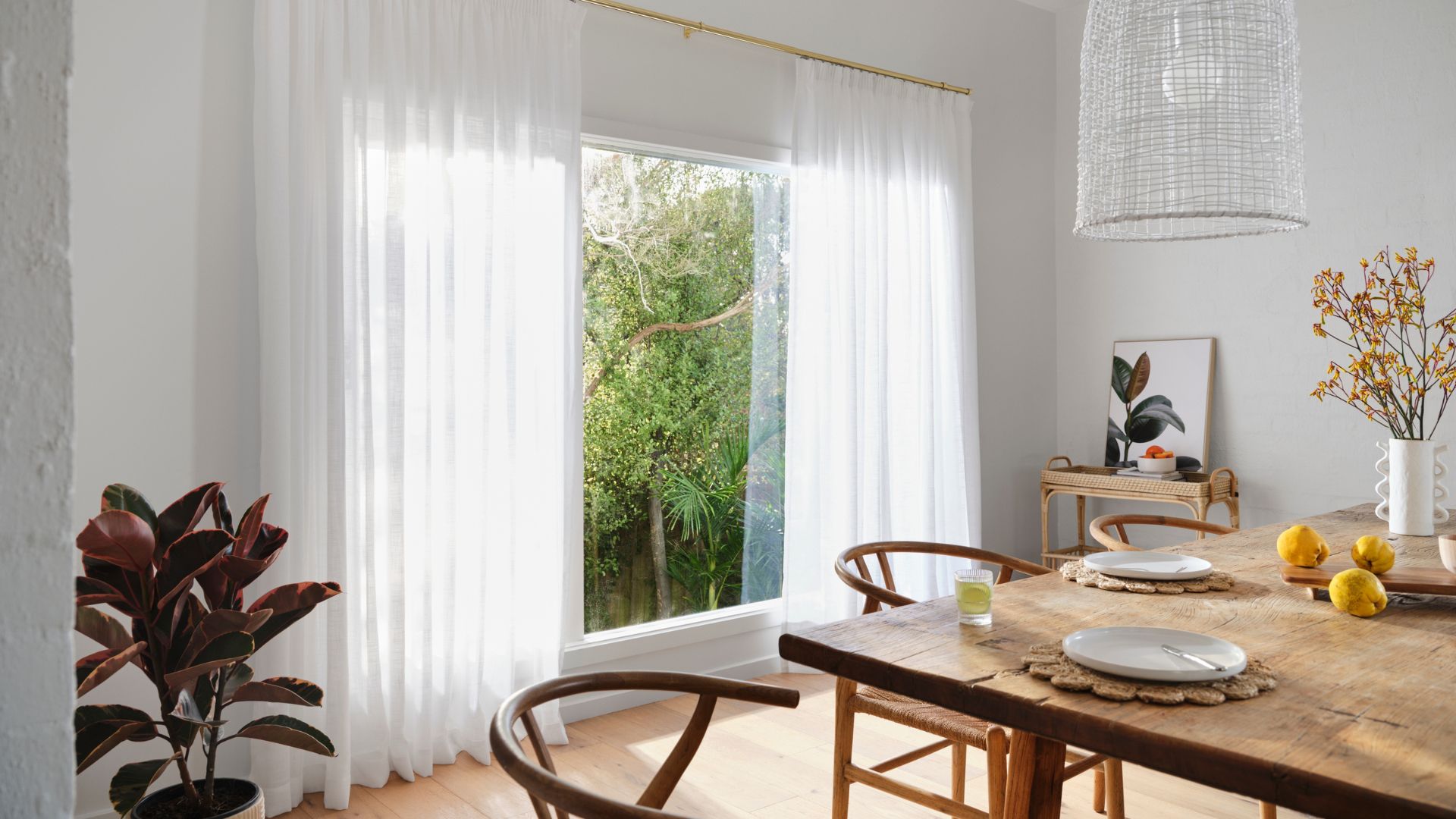 How To Choose The Right Style Of Curtain For Your Home