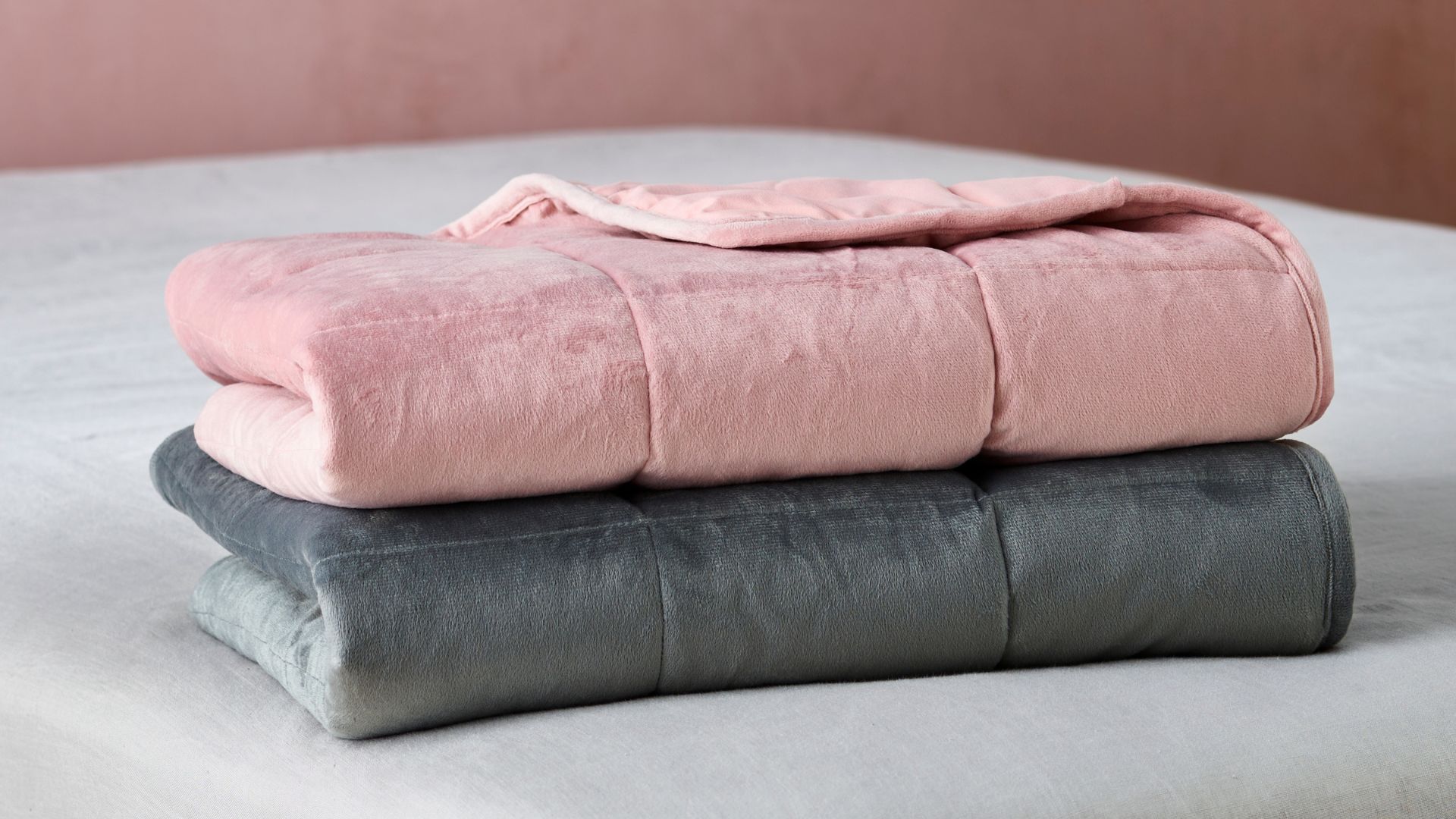 How Does A Weighted Blanket Work?